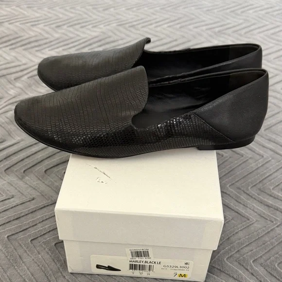 Vince Marley Venetian Loafer - Picture 5 of 12